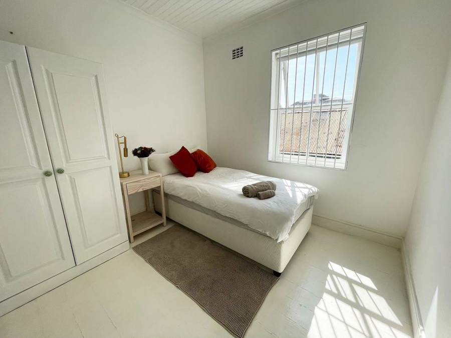To Let 6 Bedroom Property for Rent in Sea Point Western Cape